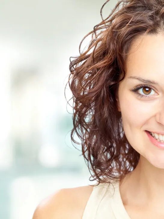 Clear Ceramic Braces: Achieve a Straight Smile Discreetly